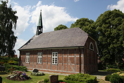 Friedhof vor der Marienkapelle Schretstaken