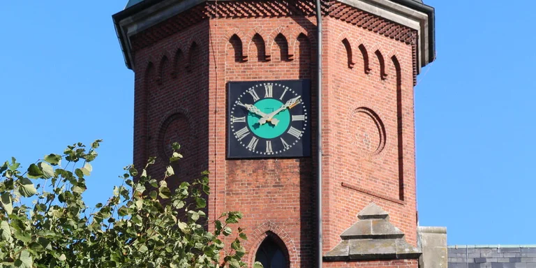 Turm der Kirche in Breitenfelde